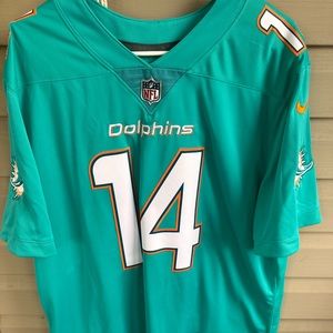 Miami Dolphins #14 Jarvis Landry Nike stitched XL jersey. Only worn 2-3 times.